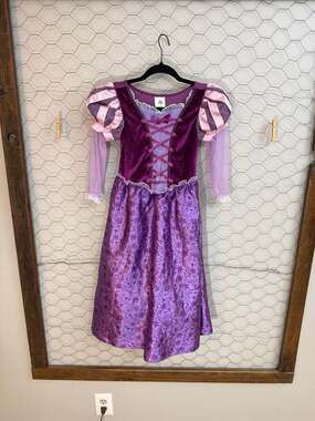 Disney Store Tangled Rapunzel Princess Costume Dress Girls Size 7/8